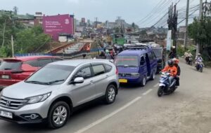Libur Panjang, Jalur Sukabumi-Bogor Macet Parah: Pengendara Terjebak Hingga 2 Jam di Cibadak