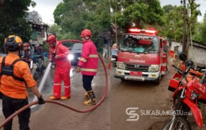 Warga Mengeluh, Damkar Turun Tangan: Debu dan Lumpur Proyek Tol Bocimi Seksi III Hantui Warga Cibadak