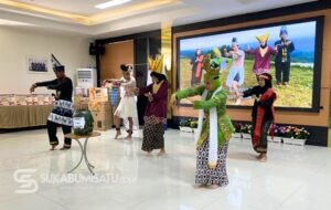 Unik! Lomba Tari Cuci Tangan Meriahkan World Hand Hygiene Day di RSUD Sekarwangi, Peserta Terjauh dari Kalibunder