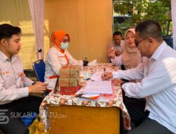 Warga Serbu Pengobatan Gratis RS DKH Cibadak di Halaman Kantor Kecamatan
