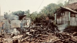 Musim Kemarau Ancam Permukiman, Rumah Bilik di Cidahu Sukabumi Ludes Terbakar