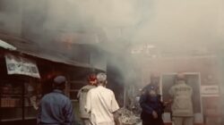 Warung di Parungkuda Ludes Terbakar, Satu Orang Alami Luka Bakar Serius