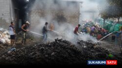 Gudang Limbah Plastik di Perbatasan Cicurug-Cidahu Ludes Terbakar, Kepanikan Warga Berbuah Aksi Gotong Royong