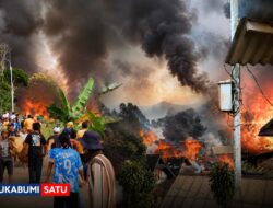 UPDATE Kebakaran Kasepuhan Ciptamulya Cisolok: 70 Rumah Hangus Rata dengan Tanah, 420 Jiwa Terdampak!