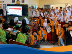 PGSD STKIP Bina Mutiara Sukabumi Dorong Literasi Digital Desa melalui Digital Library pada KKM 2026
