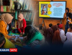 Kreatif! Mahasiswa KKM STKIP Bina Mutiara Ajak Anak-anak Waluran Mandiri Bikin Mozaik dari Biji Hanjeli