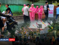 Sambut HUT RI ke-81, Polsek Nagrak Bagikan Nasi Kotak dan Bendera Merah Putih dalam Jumat Berkah