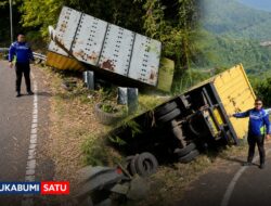 Diduga Rem Blong, Truk Colt Diesel Terperosok di Jalur Tikungan Cikidang Sukabumi