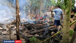 Dua Rumah Warga di Warungkiara Sukabumi Ludes Terbakar, Diduga Dipicu Tungku Masak